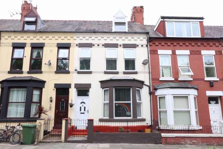 Worcester Road, Bootle Lyons Estates