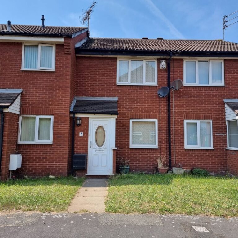 Clairville Close, Bootle Lyons Estates