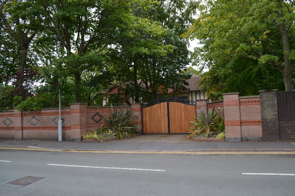 Property for Sale in Formby Lyons Estate Agents