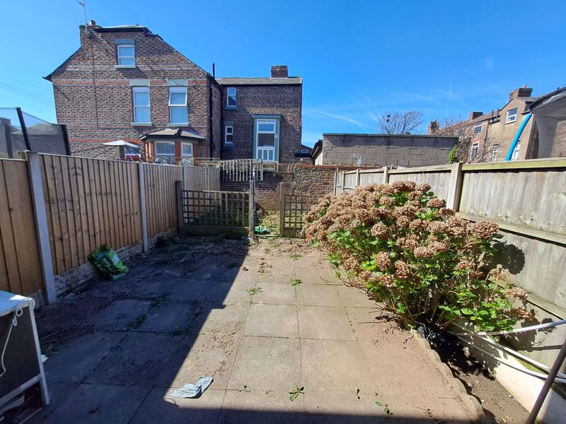 Elm Gardens, Liverpool Lyons Estates